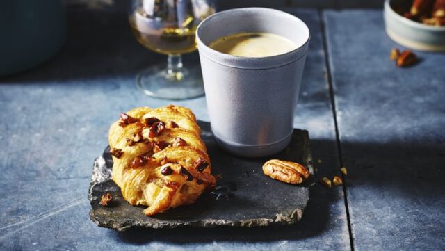 Mini Maple Pecan Plait