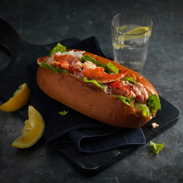 Brioche puntje (lobster roll)